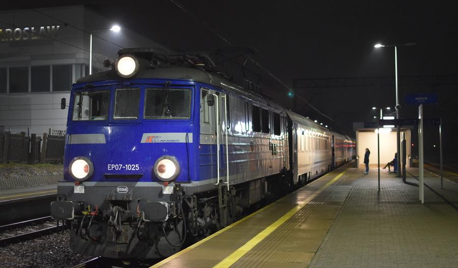 Wagon sypialny pociągu z Przemyśla do Berlina jeździł pusty. „Brak możliwości kupna biletu”