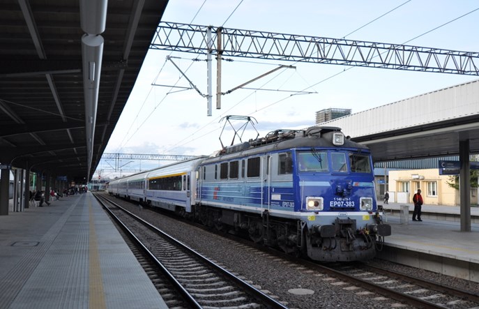 Ministerstwo zajmuje stanowisko w kwestii rozkładu jazdy na trasie Warszawa – Poznań