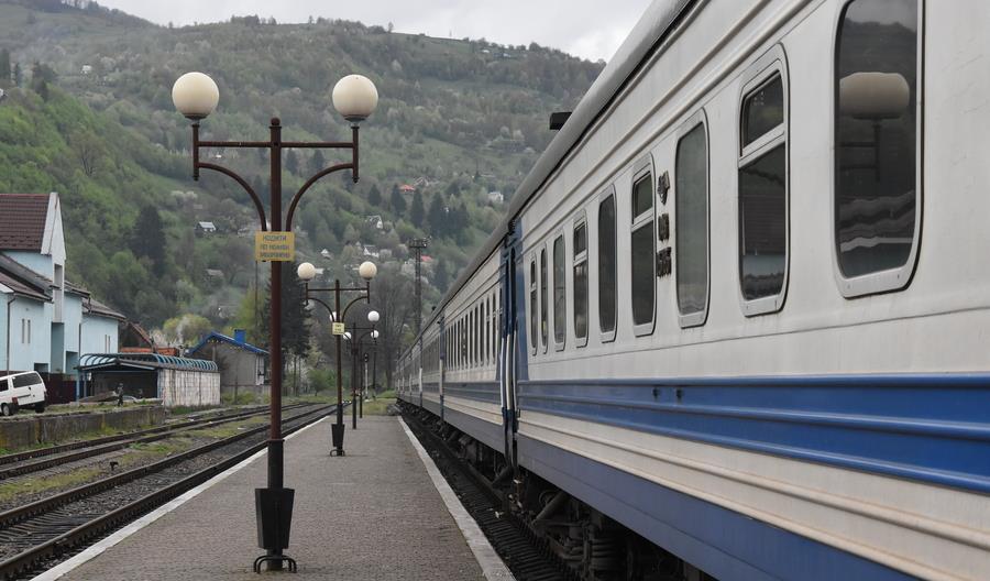 Koleje Ukraińskie chcą kupić wagony pasażerskie. Do przetargu zaproszona Pesa Koleje Ukraińskie chcą kupić wagony pasażerskie. Do przetargu zaproszona Pesa
