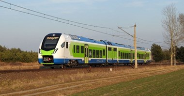 Stadler testuje nowego Flirta z pomocniczymi bateriami dla FNM [zdjęcia]