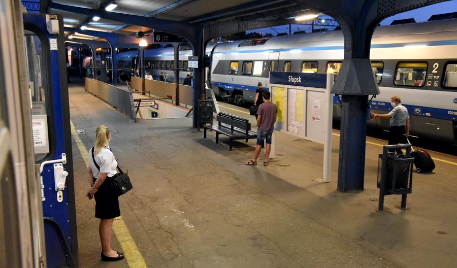 Słaba oferta pociągów TLK z Warszawy na Pomorze Środkowe. Po południu tylko Pendolino Słaba oferta pociągów TLK z Warszawy na Pomorze Środkowe. Po południu tylko Pendolino