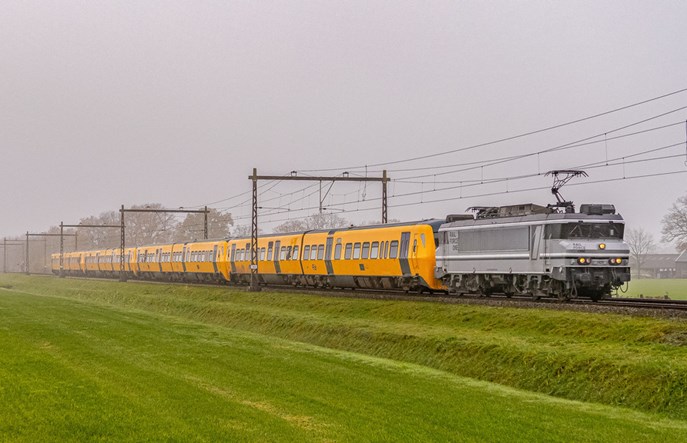 Kolejne DM90 jadą do Polski. Kiedy zabiorą na pokład pasażerów? [film]