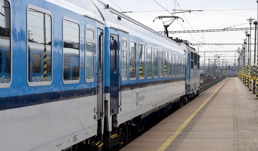Koleje Czeskie rozpoczęły internetową sprzedaż biletów kolejowych z Polski