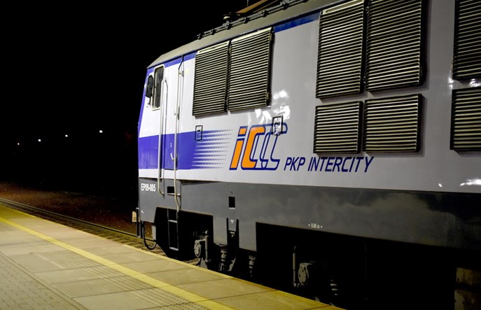 Olkol i PKP Intercity z umową na naprawy lokomotyw elektrycznych EP09