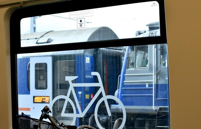 Z rowerem na Hel tylko w niektórych pociągach. "Są wypożyczalnie"