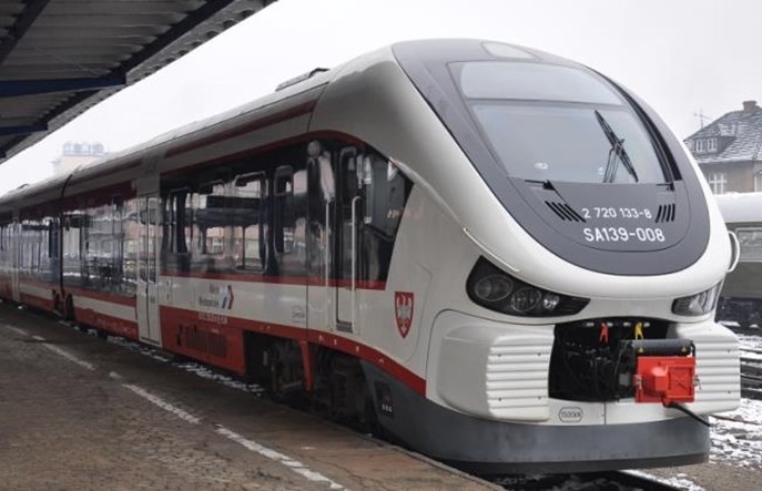 Koleje Wielkopolskie kupują 6-letniego Linka z Pesy