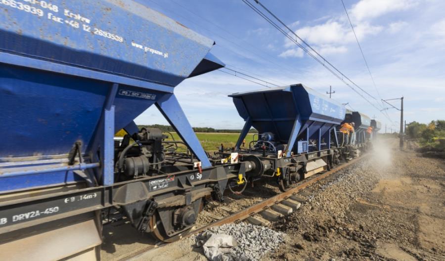 Są oferty w przetargu na remont fragmentu linii 281 pod Jarocinem Są oferty w przetargu na remont fragmentu linii 281 pod Jarocinem