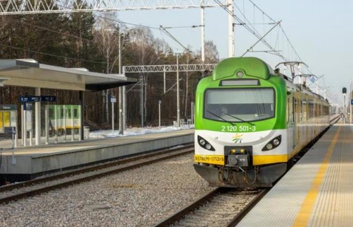 Tylko 100 km/h na większości linii radomskiej. Potrzeba modernizacji zasilania