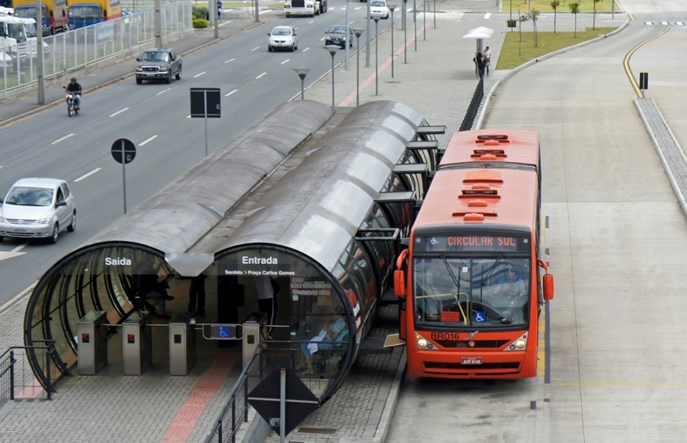 Samorządy rozmawiają o BRT do Sochaczewa. Zadanie dla WKD