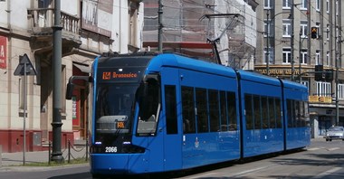 Po co Krakowowi tramwaje, które przejadą 3 km bez sieci?
