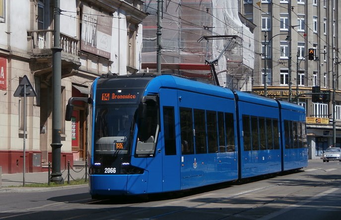 Po co Krakowowi tramwaje, które przejadą 3 km bez sieci?