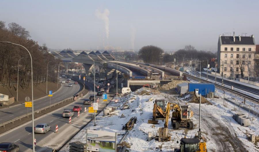 Adamczyk: Nie wyłączymy E30 z ruchu przy remoncie Adamczyk: Nie wyłączymy E30 z ruchu przy remoncie