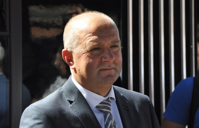 Marszałek Buła: Kolej powinna być alternatywą dla własnego auta