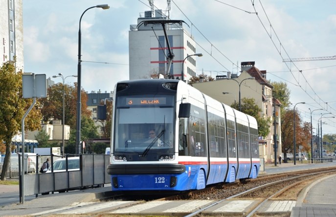 Już oficjalnie: Pesa dostarczy kolejne tramwaje do Bydgoszczy