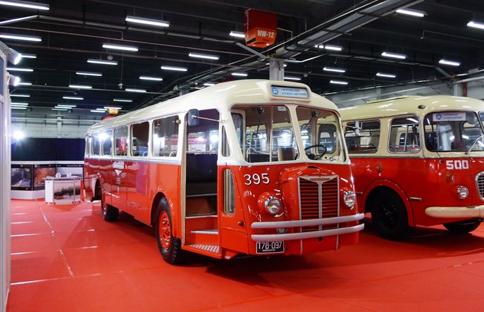 Chausson olśniewa ma kieleckich targach