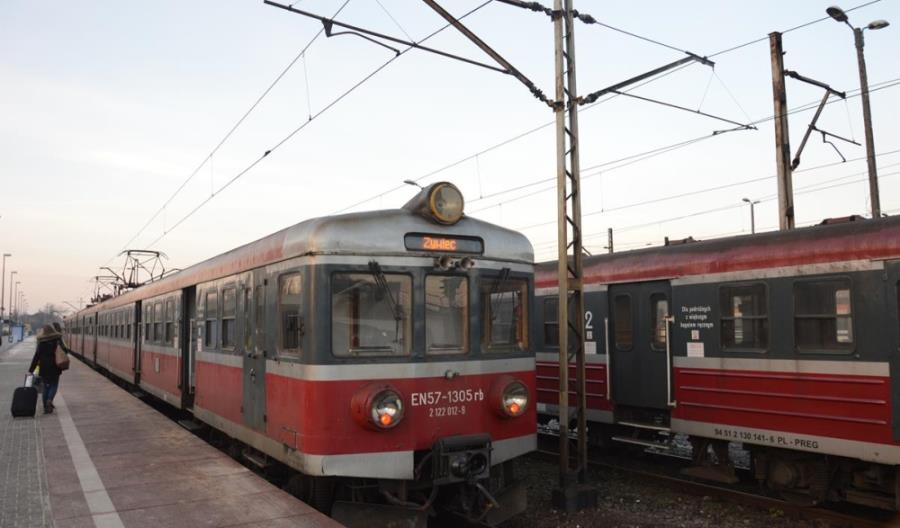 Pierwszy po blisko 18 latach pociąg Kraków – Żywiec Pierwszy po blisko 18 latach pociąg Kraków – Żywiec