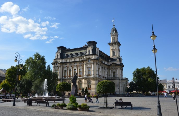 Nowy Sącz: Szybkie połączenie do Warszawy jest konieczne