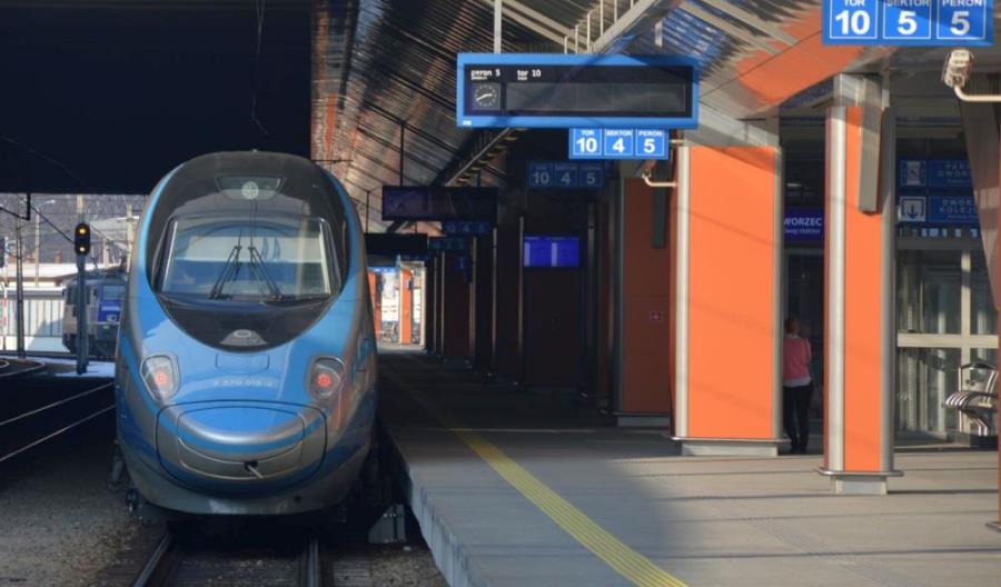 Wolontariusze z PKP Intercity będą ubezpieczeni na ŚDM Wolontariusze z PKP Intercity będą ubezpieczeni na ŚDM