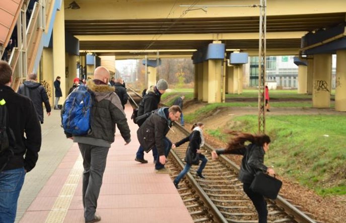 Warszawa. Dodatkowe pociągi SKM na Służewiec