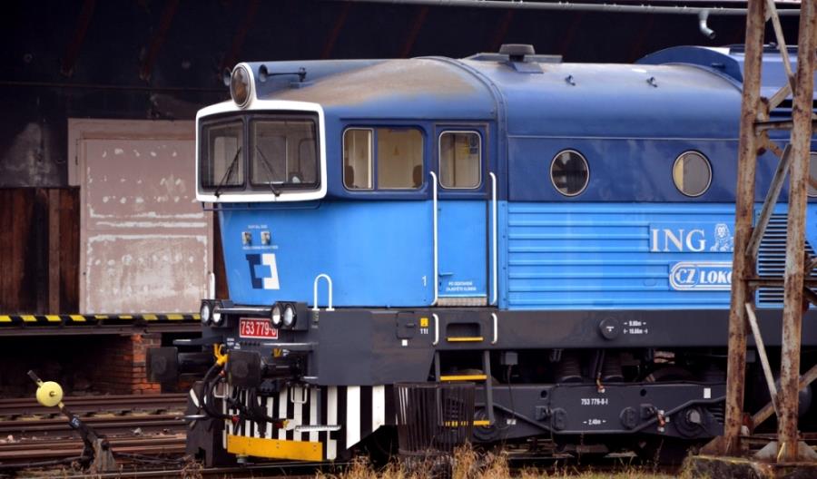 Czesi pomogą Intercity ze spalinówkami Czesi pomogą Intercity ze spalinówkami