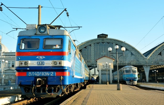 Koleje Ukraińskie wyrzucają radzieckie koce