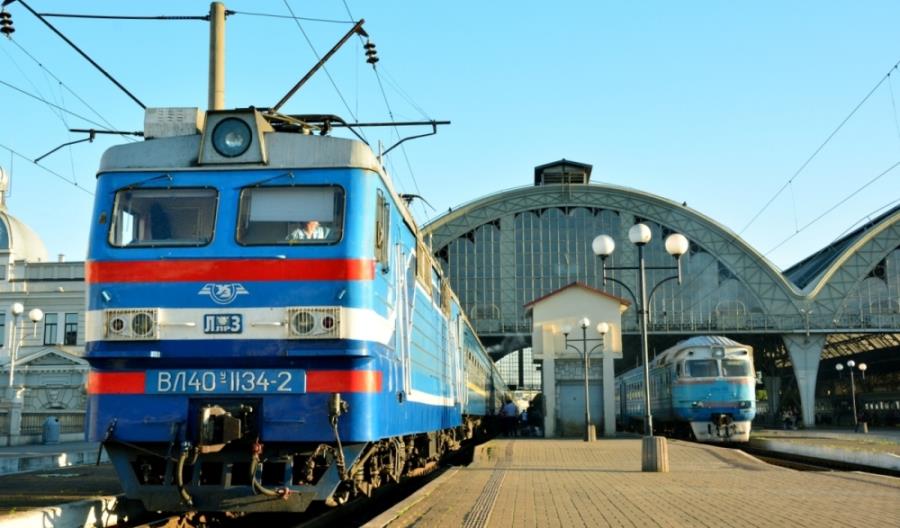 Koleje Ukraińskie wyrzucają radzieckie koce Koleje Ukraińskie wyrzucają radzieckie koce