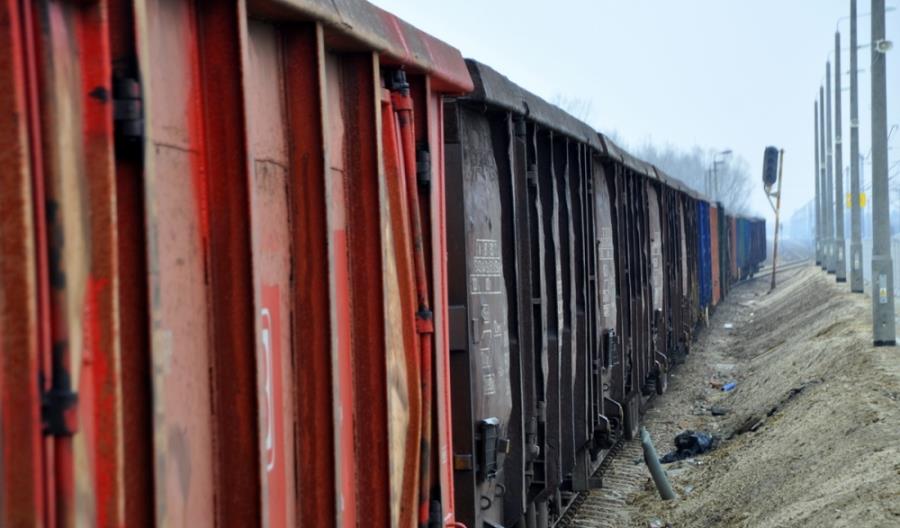 Dopuszczenie do eksploatacji wagonów towarowych tylko poprzez uzyskanie zezwolenia Dopuszczenie do eksploatacji wagonów towarowych tylko poprzez uzyskanie zezwolenia