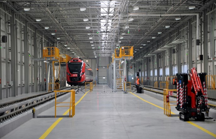 SKM Warszawa z nową halą i planem podwojenia oferty