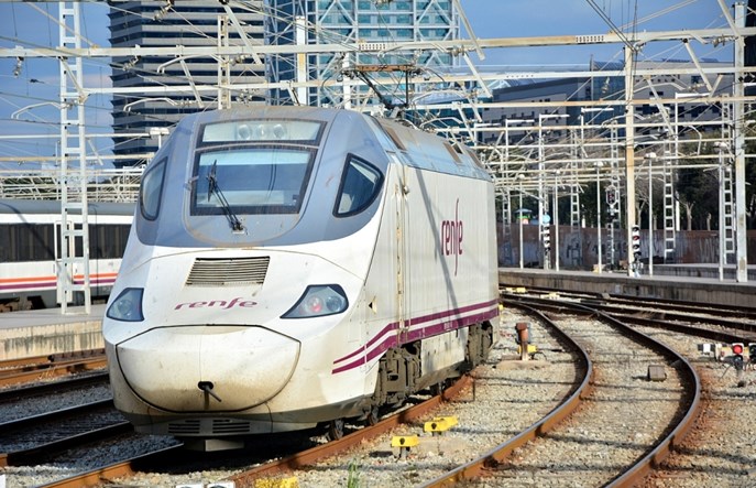Renfe chwali się sporym zyskiem i wzrostem liczby pasażerów