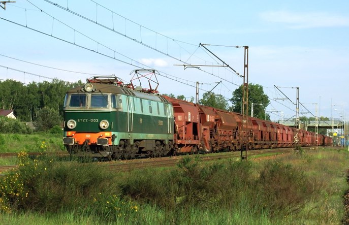 Poprzedni zarząd PKP Cargo zarobił więcej w 2016 roku niż... obecny