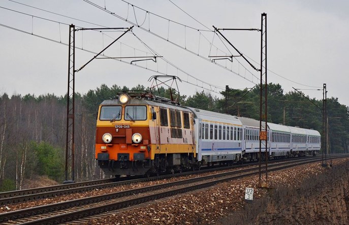 Olkol wygrywa przetarg na naprawy EP09 [aktualizacja]