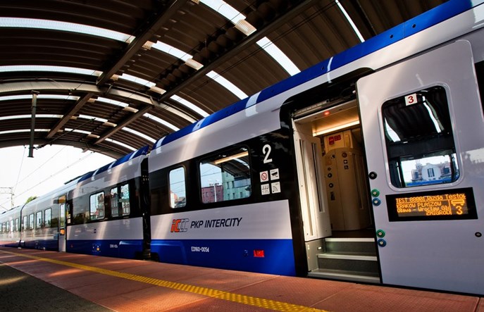 Składy wagonowe zamiast Flirtów. PKP IC: to przypadki incydentalne