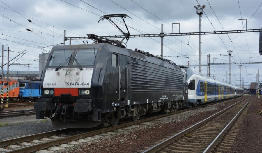 PKP Cargo przewiezie Flirty z Polski na Węgry PKP Cargo przewiezie Flirty z Polski na Węgry