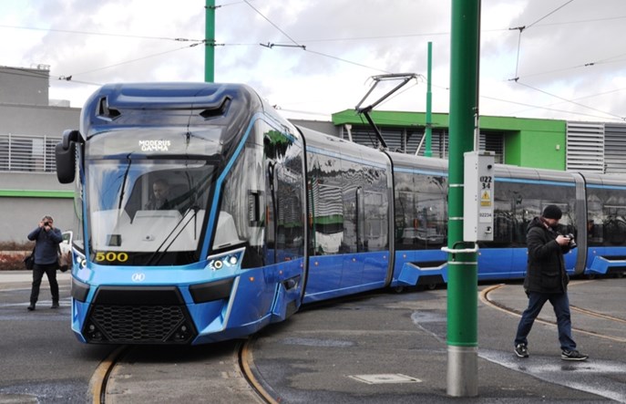Poznań: Testowa Gamma zacznie wozić pasażerów w kwietniu? Chętne także inne miasta