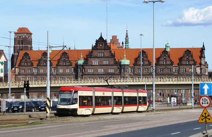 Gdańsk z ofertami na dostawy do 30 tramwajów. Solaris ze Stadlerem lepszy?