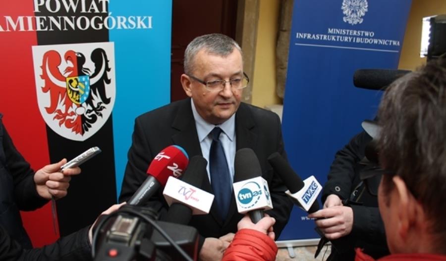 Minister Adamczyk rozmawiał z Czechami o transporcie Minister Adamczyk rozmawiał z Czechami o transporcie