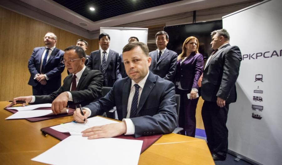 PKP Cargo podpisało memorandum o współpracy z przedstawicielami prowincji Xinjiang PKP Cargo podpisało memorandum o współpracy z przedstawicielami prowincji Xinjiang