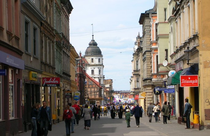 Inowrocław z elektrykiem Solarisa i hybrydą Volvo