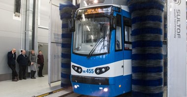 Kraków z nową myjnią tramwajową i wozami technicznymi