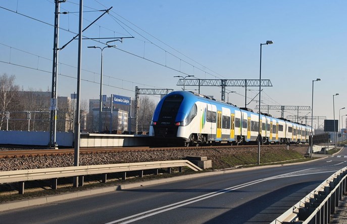 Koleje Śląskie zachęcają do podróży do Czech na majówkę