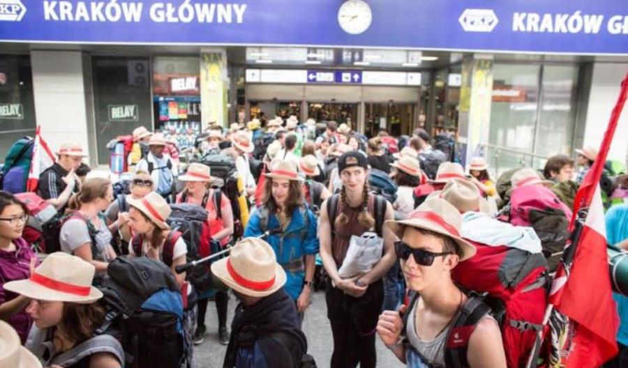 ŚDM: 70 tysięcy osób wyjechało z Krakowa koleją