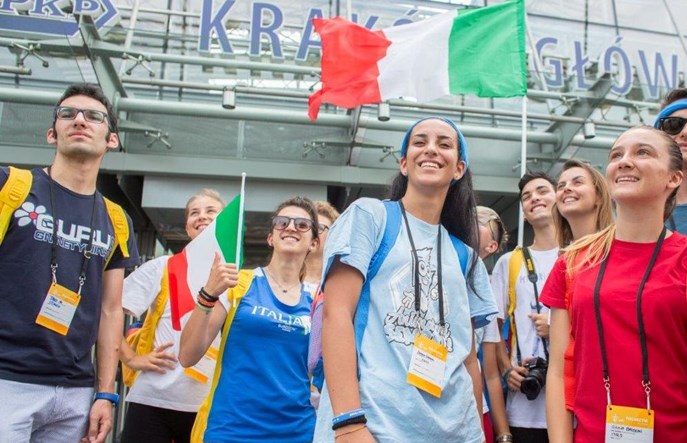 PKP objaśnia jak sprawnie wyjechać z Krakowa ze Światowych Dni Młodzieży