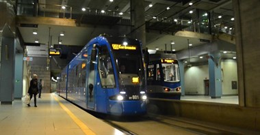 Kraków z jedną linią metra i metrobusem