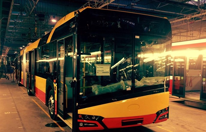 Pierwszy przegubowy elektrobus Solarisa trafi na testy do MZA