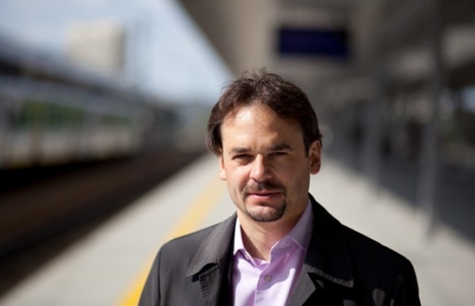 Majewski: Zabrakło zaangażowania w poprawę przewozów ładunków