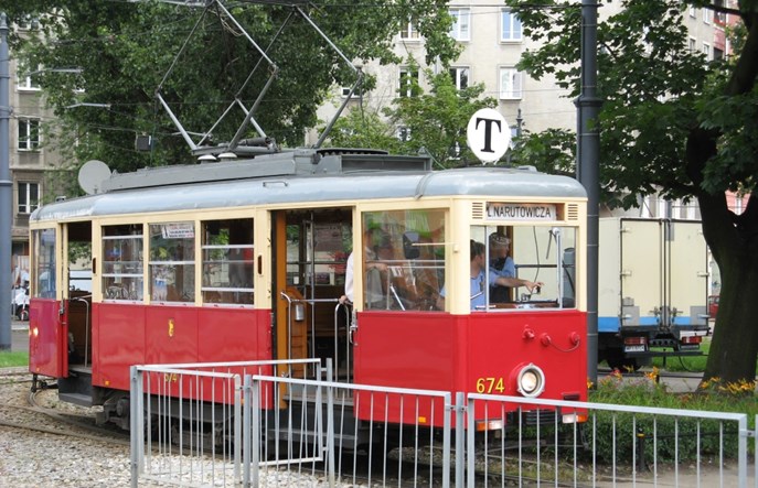 Pętla na pl. Narutowicza kością niezgody. Bez niej grozi paraliż