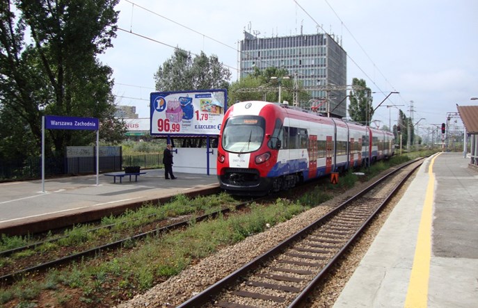 Warszawa schowa tramwaj do tunelu przy Dworcu Zachodnim