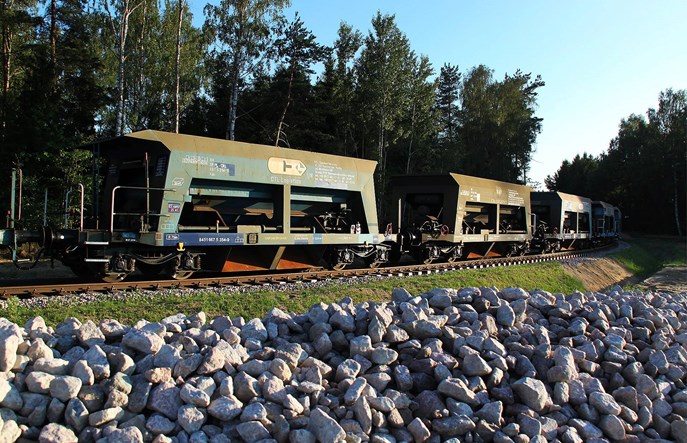 Pierwszy pociąg na torach PKM
