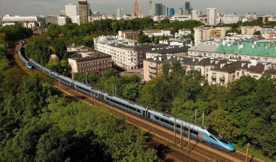 PKP Intercity i Polska Organizacja Turystyczna partnerami PKP Intercity i Polska Organizacja Turystyczna partnerami