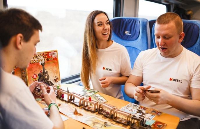 IC wciąż bez nowego systemu sprzedażowego